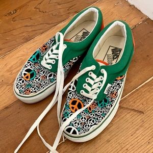 Van’s Custom Design Peace Sign Women Lace-up Shoe